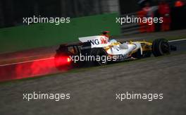 12.09.2008 MOnza, Italy,  Fernando Alonso (ESP), Renault F1 Team, R28 - Formula 1 World Championship, Rd 14, Italian Grand Prix, Friday Practice