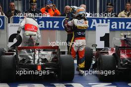 14.09.2008 Monza, Italy,  Heikki Kovalainen (FIN), McLaren Mercedes, Sebastian Vettel (GER), Scuderia Toro Rosso and Fernando Alonso (ESP), Renault F1 Team - Formula 1 World Championship, Rd 14, Italian Grand Prix, Sunday Podium