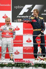 14.09.2008 Monza, Italy,  Heikki Kovalainen (FIN), McLaren Mercedes, Sebastian Vettel (GER), Scuderia Toro Rosso  - Formula 1 World Championship, Rd 14, Italian Grand Prix, Sunday Podium