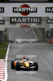 14.09.2008 Monza, Italy,  Fernando Alonso (ESP), Renault F1 Team - Formula 1 World Championship, Rd 14, Italian Grand Prix, Sunday Race