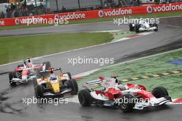 14.09.2008 Monza, Italy,  Jarno Trulli (ITA), Toyota Racing, TF108 and Fernando Alonso (ESP), Renault F1 Team, R28 - Formula 1 World Championship, Rd 14, Italian Grand Prix, Sunday Race