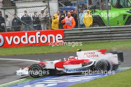 14.09.2008 Monza, Italy,  Timo Glock (GER), Toyota F1 Team, TF108 spins - Formula 1 World Championship, Rd 14, Italian Grand Prix, Sunday Race