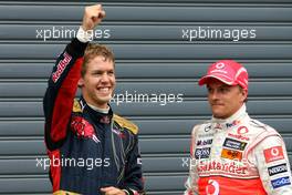 13.09.2008 Monza, Italy,  Sebastian Vettel (GER), Scuderia Toro Rosso, Heikki Kovalainen (FIN), McLaren Mercedes  - Formula 1 World Championship, Rd 14, Italian Grand Prix, Saturday Qualifying
