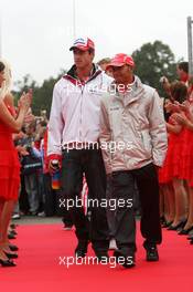 14.09.2008 Monza, Italy,  Adrian Sutil (GER), Force India F1 Team, Lewis Hamilton (GBR), McLaren Mercedes - Formula 1 World Championship, Rd 14, Italian Grand Prix, Sunday