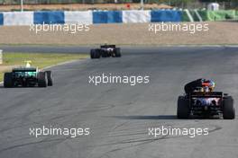 13.02.2008 Jerez, Spain,  Sebastian Bourdais (FRA), Scuderia Toro Rosso, STR02, stopped on track - Formula 1 Testing, Jerez