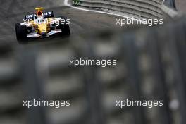 18.09.2008 Jerez, Spain,  Lucas Di Grassi (BRA) Test Driver, Renault F1 Team, R28 - Formula 1 Testing