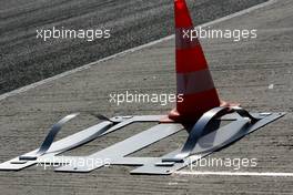 17.09.2008 Jerez, Spain,  McLaren Mercedes, Extra car earthing equipment for KERS use - Formula 1 Testing