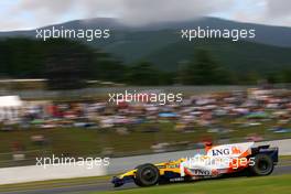 10.10.2008 Gotemba, Japan,  Fernando Alonso (ESP), Renault F1 Team - Formula 1 World Championship, Rd 16, Japanese Grand Prix, Friday Practice