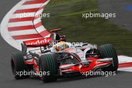 10.10.2008 Gotemba, Japan,  Lewis Hamilton (GBR), McLaren Mercedes, MP4-23 - Formula 1 World Championship, Rd 16, Japanese Grand Prix, Friday Practice