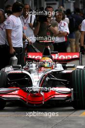 10.10.2008 Gotemba, Japan,  Lewis Hamilton (GBR), McLaren Mercedes - Formula 1 World Championship, Rd 16, Japanese Grand Prix, Friday Practice