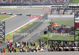12.10.2008 Gotemba, Japan,  David Coulthard (GBR), Red Bull Racing / heavy crash in the barriers - Formula 1 World Championship, Rd 16, Japanese Grand Prix, Sunday Race
