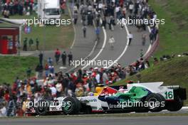 12.10.2008 Gotemba, Japan,  Mark Webber (AUS), Red Bull Racing, Jenson Button (GBR), Honda Racing F1 Team  - Formula 1 World Championship, Rd 16, Japanese Grand Prix, Sunday Race