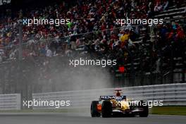 11.10.2008 Gotemba, Japan,  Fernando Alonso (ESP), Renault F1 Team, R28 - Formula 1 World Championship, Rd 16, Japanese Grand Prix, Saturday Practice