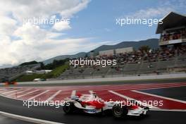11.10.2008 Gotemba, Japan,  Jarno Trulli (ITA), Toyota Racing, TF108 - Formula 1 World Championship, Rd 16, Japanese Grand Prix, Saturday Practice