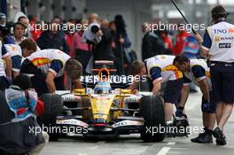 11.10.2008 Gotemba, Japan,  Fernando Alonso (ESP), Renault F1 Team - Formula 1 World Championship, Rd 16, Japanese Grand Prix, Saturday Practice