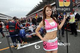12.10.2008 Gotemba, Japan,  Grid Girl of Sebastian Vettel (GER), Scuderia Toro Rosso  - Formula 1 World Championship, Rd 16, Japanese Grand Prix, Sunday