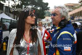 25.05.2008 Monte Carlo, Monaco,  Elisabetta Gregoraci (ITA), Wife of Flavio Briatore (ITA) with Flavio Briatore (ITA), Renault F1 Team, Team Chief, Managing Director - Formula 1 World Championship, Rd 6, Monaco Grand Prix, Sunday Pre-Race Grid