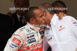 25.05.2008 Monte Carlo, Monaco,  Lewis Hamilton (GBR), McLaren Mercedes, Ron Dennis (GBR), McLaren, Team Principal, Chairman - Formula 1 World Championship, Rd 6, Monaco Grand Prix, Sunday Podium