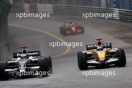 25.05.2008 Monte Carlo, Monaco,  Nico Rosberg (GER), Williams F1 Team, Fernando Alonso (ESP), Renault F1 Team  - Formula 1 World Championship, Rd 6, Monaco Grand Prix, Sunday Race