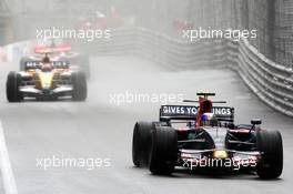 25.05.2008 Monte Carlo, Monaco,  Sebastian Vettel (GER), Scuderia Toro Rosso, Nelson Piquet Jr (BRA), Renault F1 Team - Formula 1 World Championship, Rd 6, Monaco Grand Prix, Sunday Race