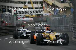 25.05.2008 Monte Carlo, Monaco,  Fernando Alonso (ESP), Renault F1 Team, R28 and Nico Rosberg (GER), WilliamsF1 Team, FW30 - Formula 1 World Championship, Rd 6, Monaco Grand Prix, Sunday Race