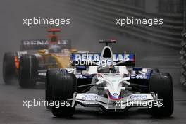 25.05.2008 Monte Carlo, Monaco,  Nick Heidfeld (GER), BMW Sauber F1 Team, Fernando Alonso (ESP), Renault F1 Team  - Formula 1 World Championship, Rd 6, Monaco Grand Prix, Sunday Race