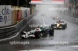 25.05.2008 Monte Carlo, Monaco,  Rubens Barrichello (BRA), Honda Racing F1 Team, Nelson Piquet Jr (BRA), Renault F1 Team - Formula 1 World Championship, Rd 6, Monaco Grand Prix, Sunday Race