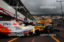 24.05.2008 Monte Carlo, Monaco,  Fernando Alonso (ESP), Renault F1 Team, R28 - Formula 1 World Championship, Rd 6, Monaco Grand Prix, Saturday Practice