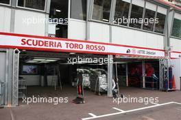 20.05.2008 Monte Carlo, Monaco,  Scuderia Toro Rosso, garage - Formula 1 World Championship, Rd 6, Monaco Grand Prix, Tuesday