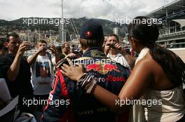 21.05.2008 Monte Carlo, Monaco,  Sebastian Bourdais (FRA), Scuderia Toro Rosso, poses for photos with fans - Formula 1 World Championship, Rd 6, Monaco Grand Prix, Wednesday