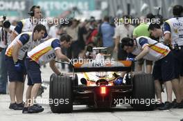 21.03.2008 Kuala Lumpur, Malaysia,  Nelson Piquet Jr (BRA), Renault F1 Team, R28 - Formula 1 World Championship, Rd 2, Malaysian Grand Prix, Friday Practice