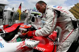 23.03.2008 Kuala Lumpur, Malaysia,  Timo Glock (GER), Toyota F1 Team - Formula 1 World Championship, Rd 2, Malaysian Grand Prix, Sunday Pre-Race Grid