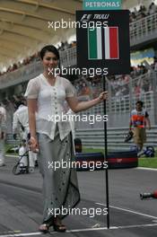 23.03.2008 Kuala Lumpur, Malaysia,  Grid girl - Formula 1 World Championship, Rd 2, Malaysian Grand Prix, Sunday Grid Girl
