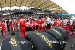 23.03.2008 Kuala Lumpur, Malaysia,  Scuderia Ferrari - Formula 1 World Championship, Rd 2, Malaysian Grand Prix, Sunday Pre-Race Grid