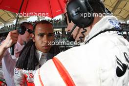 23.03.2008 Kuala Lumpur, Malaysia,  Lewis Hamilton (GBR), McLaren Mercedes - Formula 1 World Championship, Rd 2, Malaysian Grand Prix, Sunday Pre-Race Grid