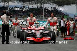 23.03.2008 Kuala Lumpur, Malaysia,  Heikki Kovalainen (FIN), McLaren Mercedes - Formula 1 World Championship, Rd 2, Malaysian Grand Prix, Sunday Pre-Race Grid