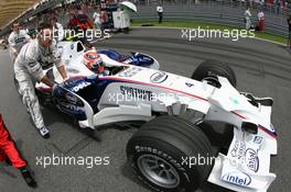 23.03.2008 Kuala Lumpur, Malaysia,  Robert Kubica (POL), BMW Sauber F1 Team, F1.08 - Formula 1 World Championship, Rd 2, Malaysian Grand Prix, Sunday Pre-Race Grid