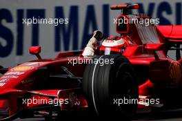 23.03.2008 Kuala Lumpur, Malaysia,  Winner, 1st, Kimi Raikkonen (FIN), Räikkönen, Scuderia Ferrari, F2008 - Formula 1 World Championship, Rd 2, Malaysian Grand Prix, Sunday Podium