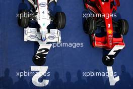 23.03.2008 Kuala Lumpur, Malaysia,  Kimi Raikkonen (FIN), Räikkönen, Scuderia Ferrari, Robert Kubica (POL), BMW Sauber F1 Team - Formula 1 World Championship, Rd 2, Malaysian Grand Prix, Sunday Podium