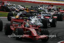 23.03.2008 Kuala Lumpur, Malaysia,  Start, 1st, Felipe Massa (BRA), Scuderia Ferrari, F2008 - Formula 1 World Championship, Rd 2, Malaysian Grand Prix, Sunday Race