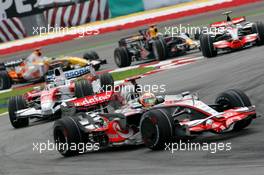 23.03.2008 Kuala Lumpur, Malaysia,  Lewis Hamilton (GBR), McLaren Mercedes, MP4-23 - Formula 1 World Championship, Rd 2, Malaysian Grand Prix, Sunday Race