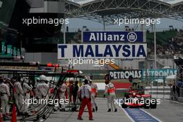 22.03.2008 Kuala Lumpur, Malaysia,  Heikki Kovalainen (FIN), McLaren Mercedes, MP4-23 - Formula 1 World Championship, Rd 2, Malaysian Grand Prix, Saturday Qualifying