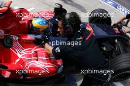 22.03.2008 Kuala Lumpur, Malaysia,  Sebastien Bourdais (FRA), Scuderia Toro Rosso - Formula 1 World Championship, Rd 2, Malaysian Grand Prix, Saturday Practice