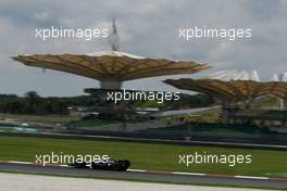 22.03.2008 Kuala Lumpur, Malaysia,  Kazuki Nakajima (JPN), Williams F1 Team, FW30 - Formula 1 World Championship, Rd 2, Malaysian Grand Prix, Saturday Practice
