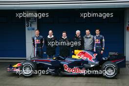 16.01.2008 Jerez, Spain,  L-R, David Coulthard (GBR), Red Bull Racing, Adrian Newey (GBR), Red Bull Racing (ex. McLaren), Technical Operations Director, Christian Horner (GBR), Red Bull Racing, Sporting Director, Geoff Willis (GBR), Red Bull Racing, Technical Director, Rob White (GBR) Renault, Mark Webber (AUS), Red Bull Racing - Red Bull Racing, RB4