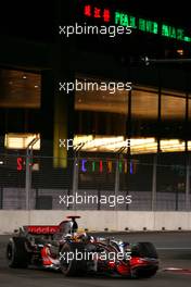 26.09.2008 Singapore City, Singapore,  Lewis Hamilton (GBR), McLaren Mercedes  - Formula 1 World Championship, Rd 15, Singapore Grand Prix, Friday Practice