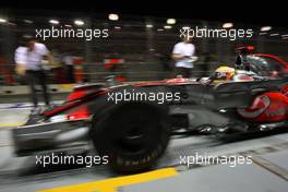 26.09.2008 Singapore City, Singapore,  Lewis Hamilton (GBR), McLaren Mercedes, MP4-23 - Formula 1 World Championship, Rd 15, Singapore Grand Prix, Friday Practice