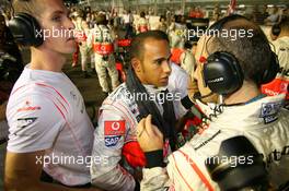 28.09.2008 Singapore City, Singapore,  Lewis Hamilton (GBR), McLaren Mercedes - Formula 1 World Championship, Rd 15, Singapore Grand Prix, Sunday Pre-Race Grid