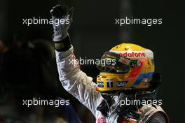 28.09.2008 Singapore City, Singapore,  Lewis Hamilton (GBR), McLaren Mercedes  - Formula 1 World Championship, Rd 15, Singapore Grand Prix, Sunday Podium