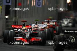 28.09.2008 Singapore City, Singapore,  Lewis Hamilton (GBR), McLaren Mercedes, MP4-23 - Formula 1 World Championship, Rd 15, Singapore Grand Prix, Sunday Race